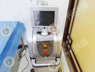 ���ݷ���Ƥ����ҽԺ